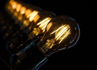 Najlepsi producenci oświetlenia – jakiej marki lampę wybrać?